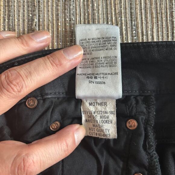 MOTHER | High-Waisted Looker Black Wash: Not Guilty Cut#604962 Size 25 - Picture 9 of 13